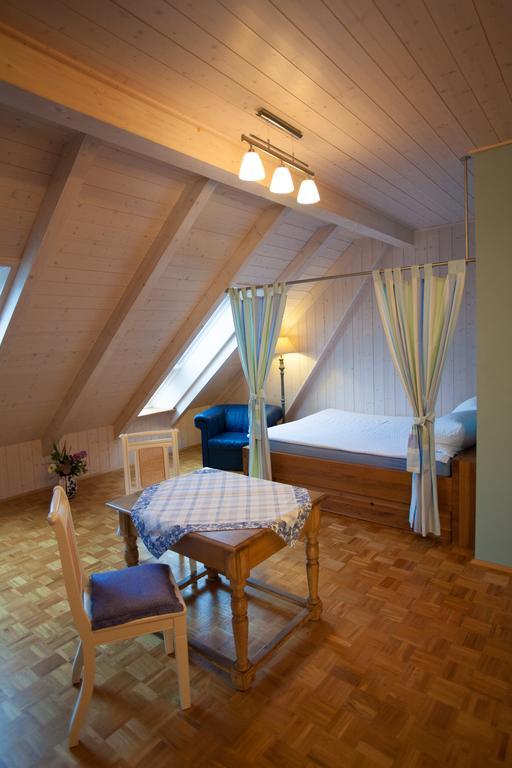 Gaestehaus Craintaler Muehle B&B Creglingen Camera foto